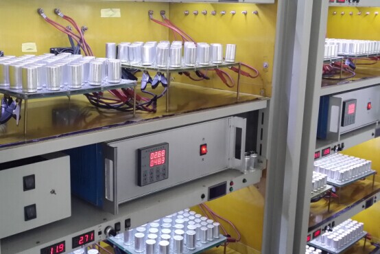 我公司超级电容模组测试用全自动充电机顺利通过验收